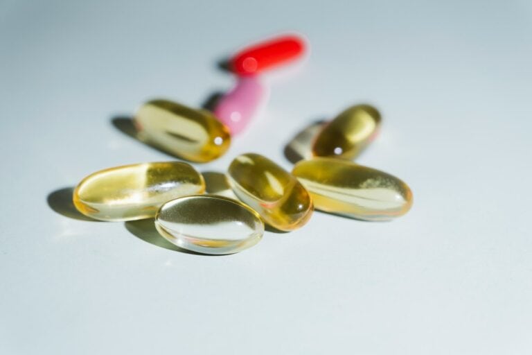 對於老人保健食品的選擇與注意事項需要充分考量