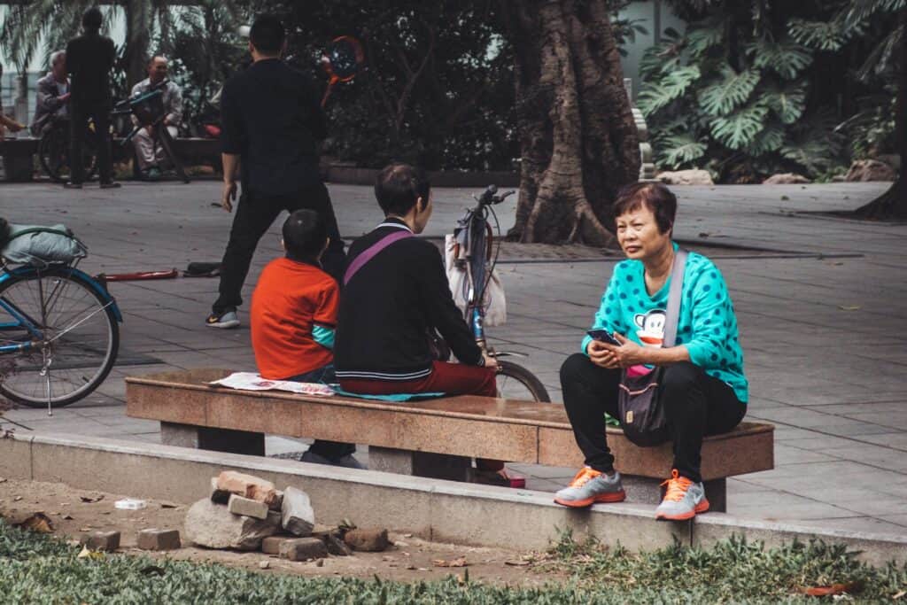 選對牛樟芝劑型應依照身體狀況與生活需求,再搭配高品質子實體原料、充足三萜含量與完整檢驗,才能真正發揮保健價值。圖片來源:Unsplash